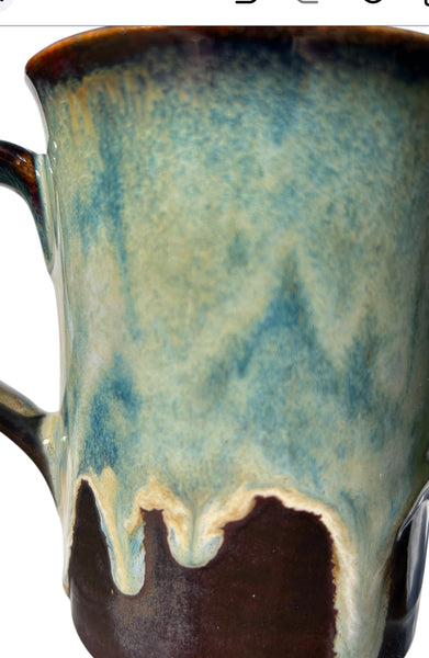 NEW Living colour mug