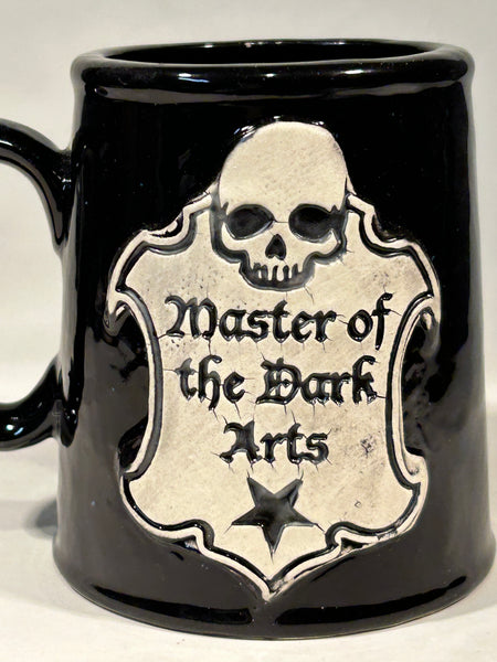NEW Master of the Dark Arts half pint tankard 💀
