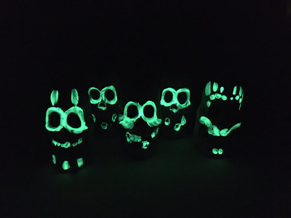Glow in the dark Mini Skull