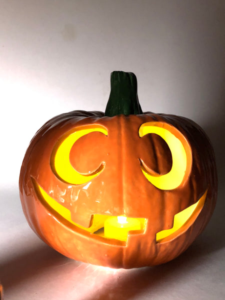 NEW Smiley 7” wide cast pumpkin 🎃
