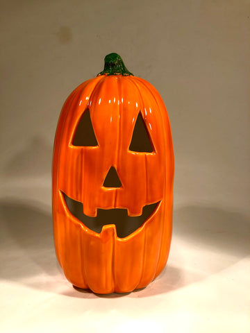 Big Traditional Jack 9” Pumpkin